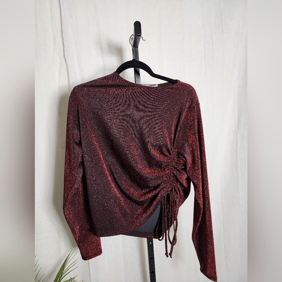 Ruched Crop Top - Picture 5 of 8